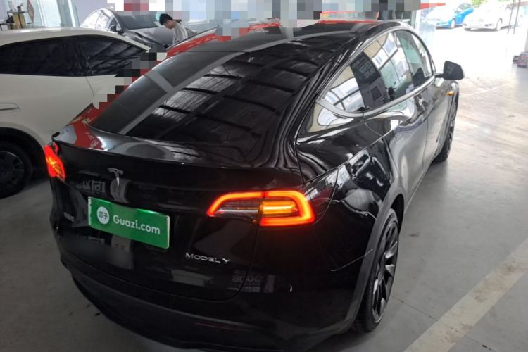 Used Tesla Model Y 2022 Long-Range All-Wheel-Drive Version Rear Right 45 Deg