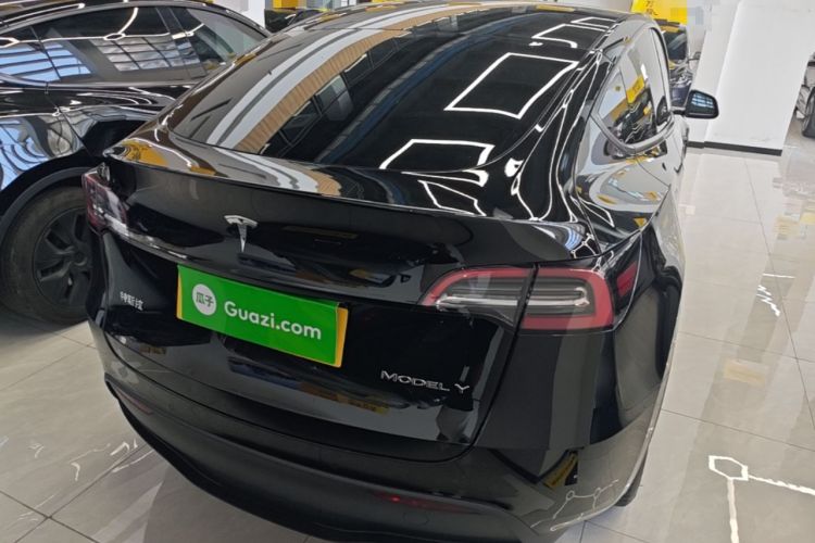 Used Tesla Model Y 2022 Long-Range All-Wheel-Drive Version Rear Right 45 Deg