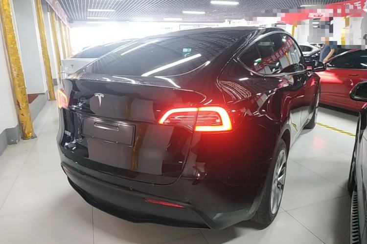 Used Tesla Model Y 2022 Long-Range All-Wheel-Drive Version Rear Right 45 Deg