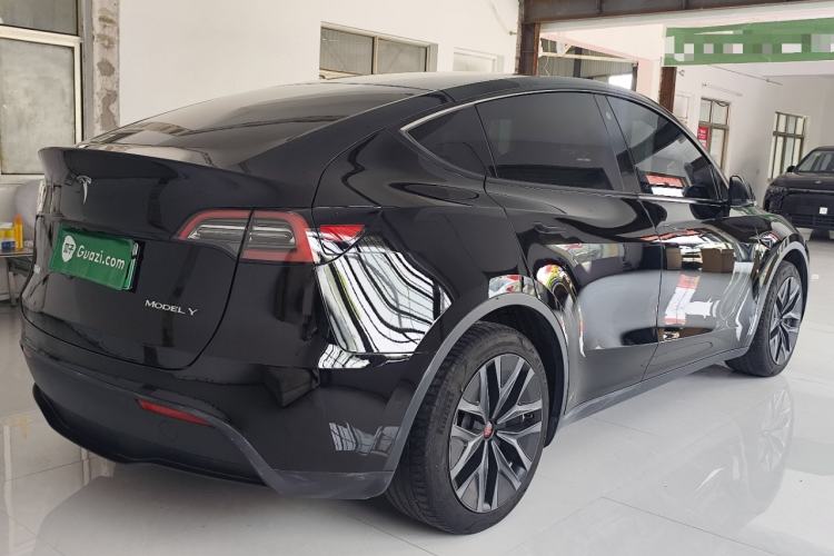Used Tesla Model Y 2022 Rear-Wheel-Drive Version Rear Right 45 Deg