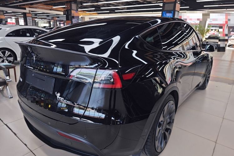 Used Tesla Model Y 2022 Performance High-Performance All-Wheel-Drive Version Rear Right 45 Deg