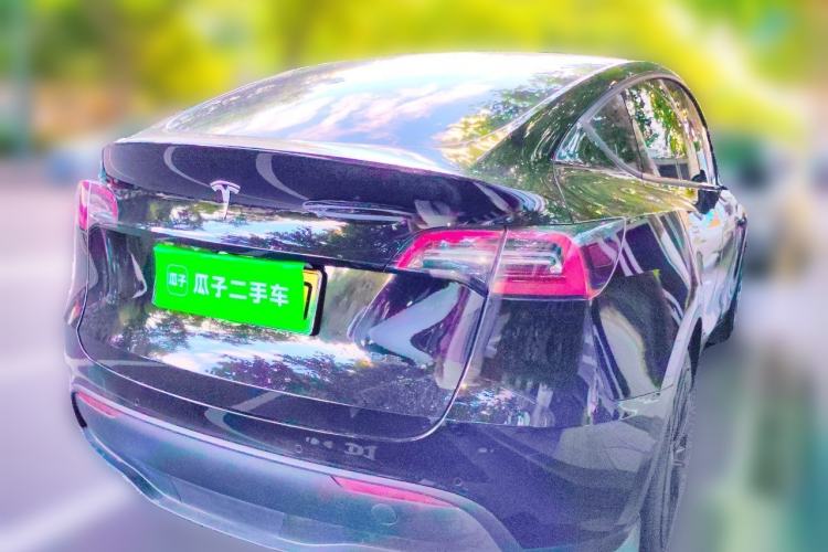 Used Tesla Model Y 2022 Rear-Wheel-Drive Version Rear Right 45 Deg