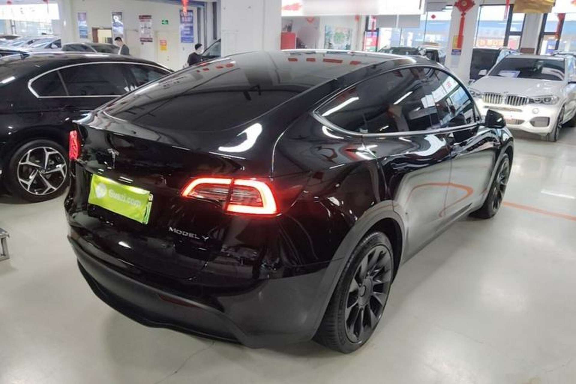 Used Tesla Model Y 2022 Revised Version Long-Range All-Wheel Drive Rear Right 45 Deg