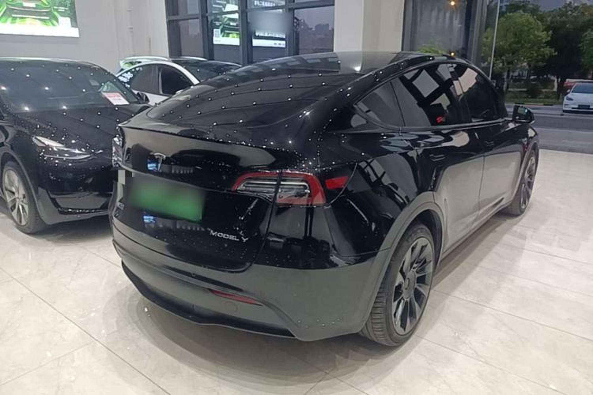 Used Tesla Model Y 2022 Long-Range All-Wheel-Drive Version Rear Right 45 Deg