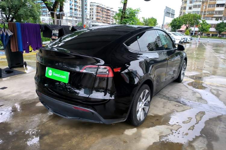 Used Tesla Model Y 2022 Rear-Wheel-Drive Version Rear Right 45 Deg