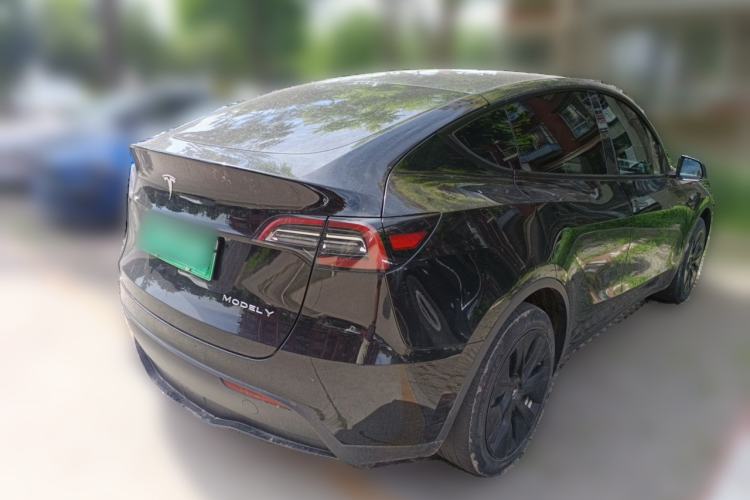 Used Tesla Model Y 2022 Long-Range All-Wheel-Drive Version Rear Right 45 Deg