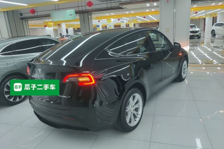 Used Tesla Model Y 2022 Revised Version Long-Range All-Wheel Drive Rear Right 45 Deg