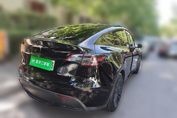 Used Tesla Model Y 2022 Rear-Wheel-Drive Version Rear Right 45 Deg