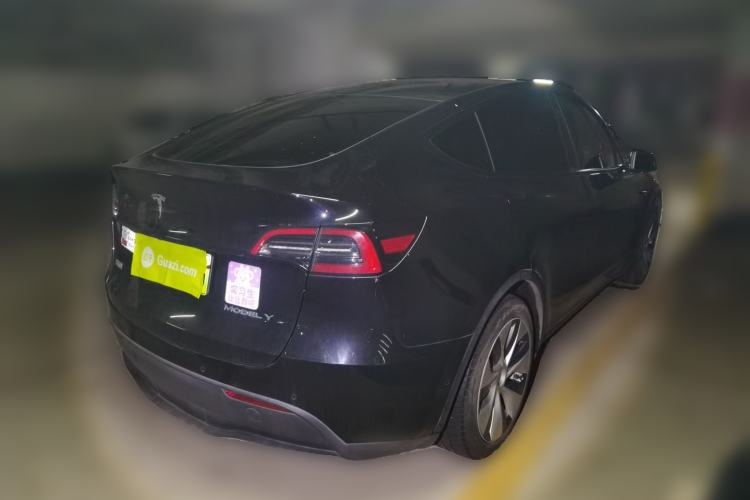 Used Tesla Model Y 2022 Rear-Wheel-Drive Version Rear Right 45 Deg