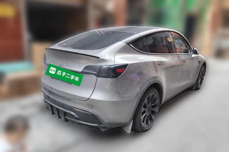 Used Tesla Model Y 2022 Long-Range All-Wheel-Drive Version Rear Right 45 Deg