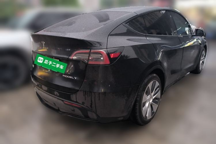 Used Tesla Model Y 2022 Long-Range All-Wheel-Drive Version Rear Right 45 Deg