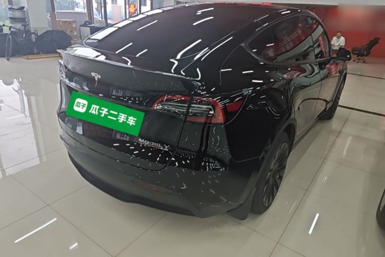 Used Tesla Model Y 2022 Rear-Wheel-Drive Version Rear Right 45 Deg