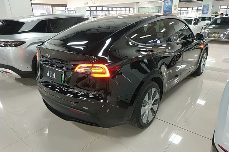 Used Tesla Model Y 2022 Revised Version Long-Range All-Wheel Drive Rear Right 45 Deg