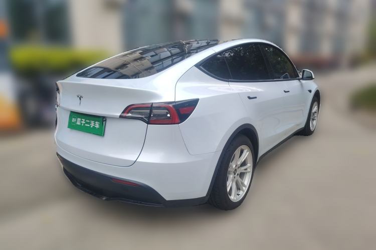 Used Tesla Model Y 2022 Rear-Wheel-Drive Version Rear Right 45 Deg