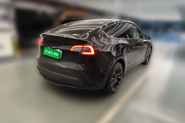 Used Tesla Model Y 2022 Long-Range All-Wheel-Drive Version Rear Right 45 Deg