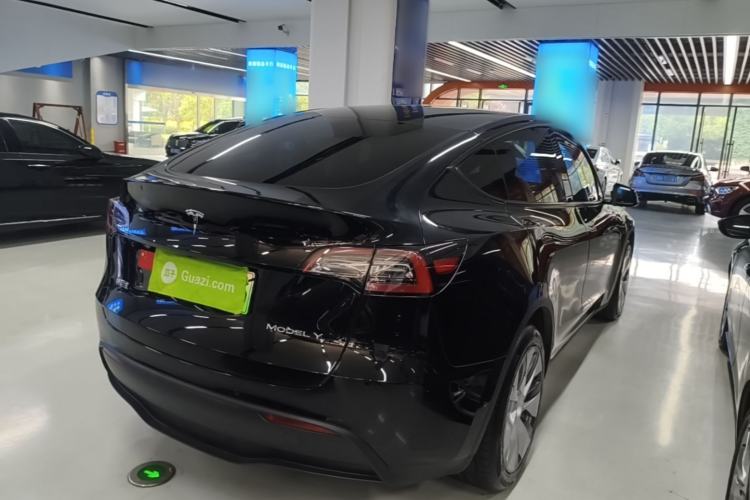 Used Tesla Model Y 2022 Rear-Wheel-Drive Version Rear Right 45 Deg