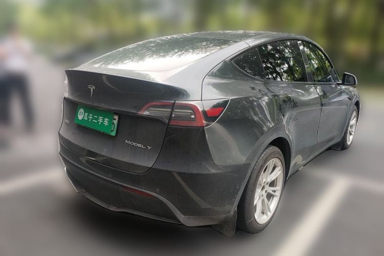 Used Tesla Model Y 2022 Long-Range All-Wheel-Drive Version Rear Right 45 Deg