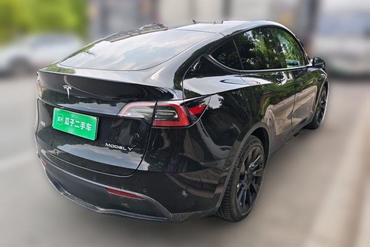 Used Tesla Model Y 2022 Long-Range All-Wheel-Drive Version Rear Right 45 Deg