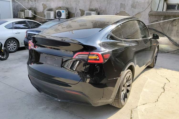 Used Tesla Model Y 2022 Revised Version Long-Range All-Wheel Drive Rear Right 45 Deg
