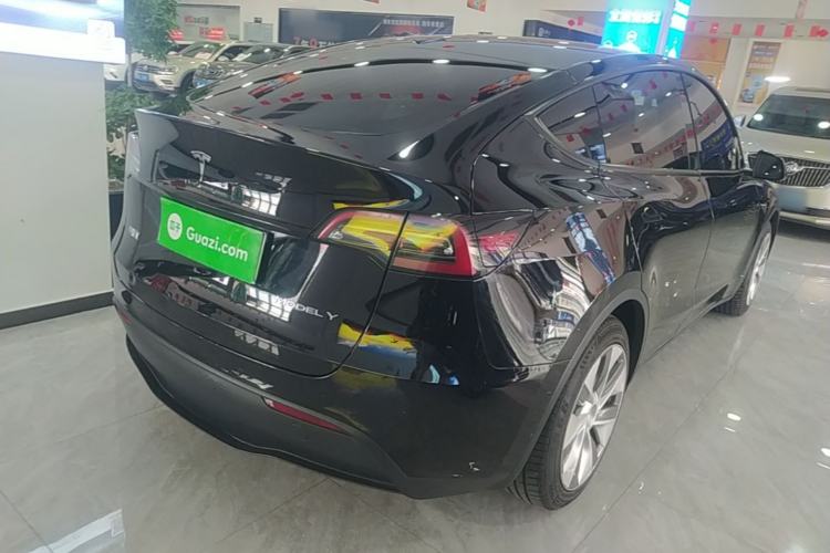 Used Tesla Model Y 2022 Rear-Wheel-Drive Version Rear Right 45 Deg