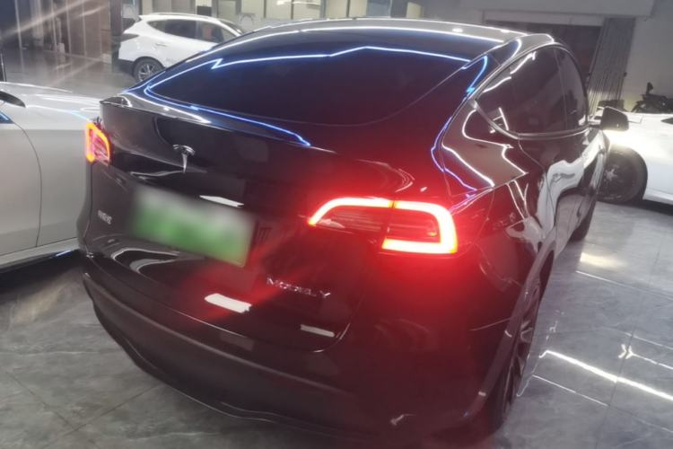 Used Tesla Model Y 2022 Rear-Wheel-Drive Version Rear Right 45 Deg