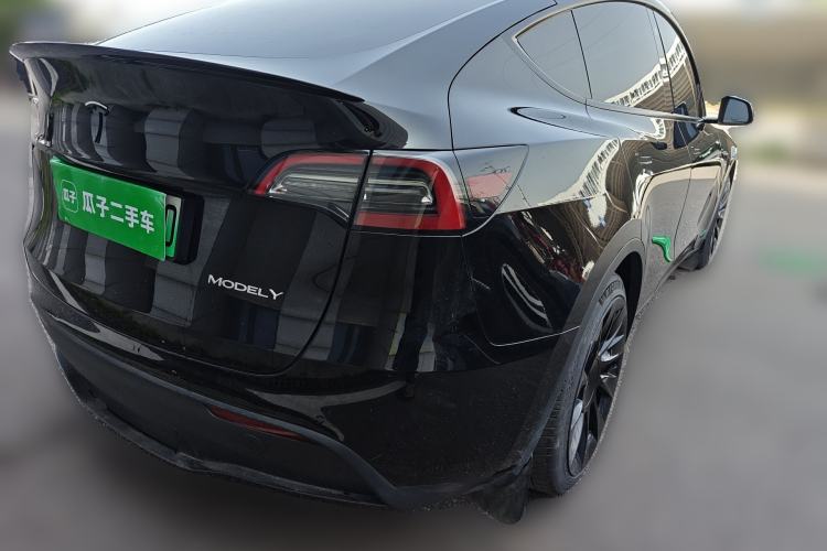 Used Tesla Model Y 2022 Rear-Wheel-Drive Version Rear Right 45 Deg