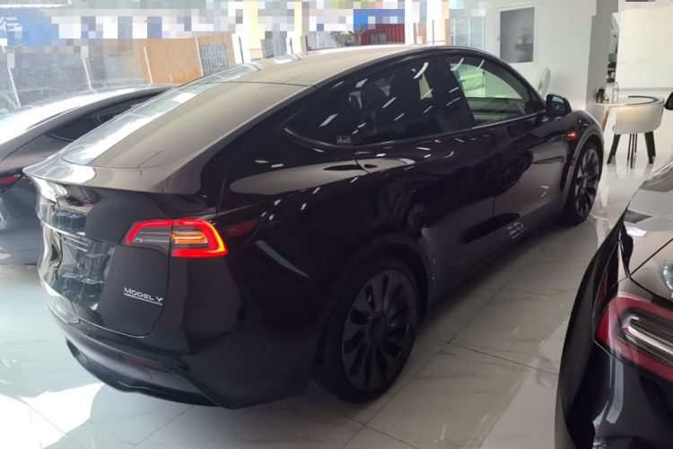 Used Tesla Model Y 2022 Performance High-Performance All-Wheel-Drive Version Rear Right 45 Deg