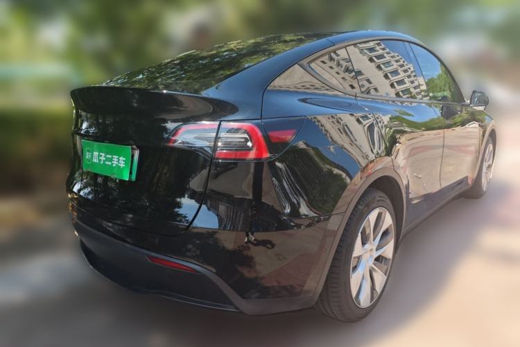 Used Tesla Model Y 2022 Rear-Wheel-Drive Version Rear Right 45 Deg