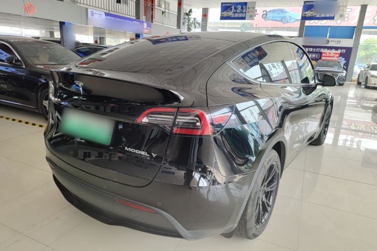 Used Tesla Model Y 2022 Rear-Wheel-Drive Version Rear Right 45 Deg