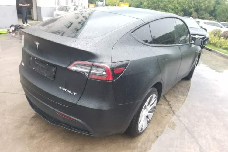Used Tesla Model Y 2022 Long-Range All-Wheel-Drive Version Rear Right 45 Deg