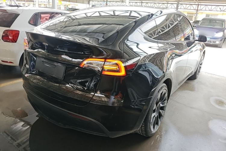 Used Tesla Model Y 2022 Rear-Wheel-Drive Version Rear Right 45 Deg