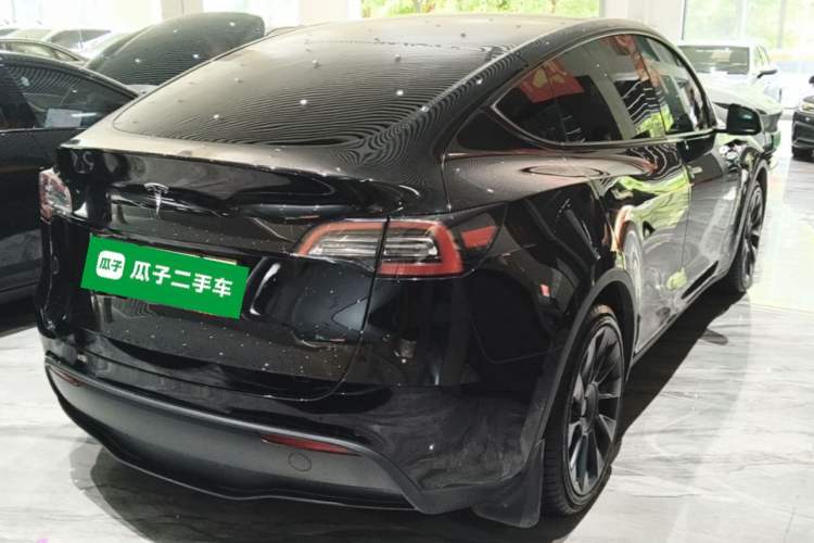Used Tesla Model Y 2022 Rear-Wheel-Drive Version Rear Right 45 Deg