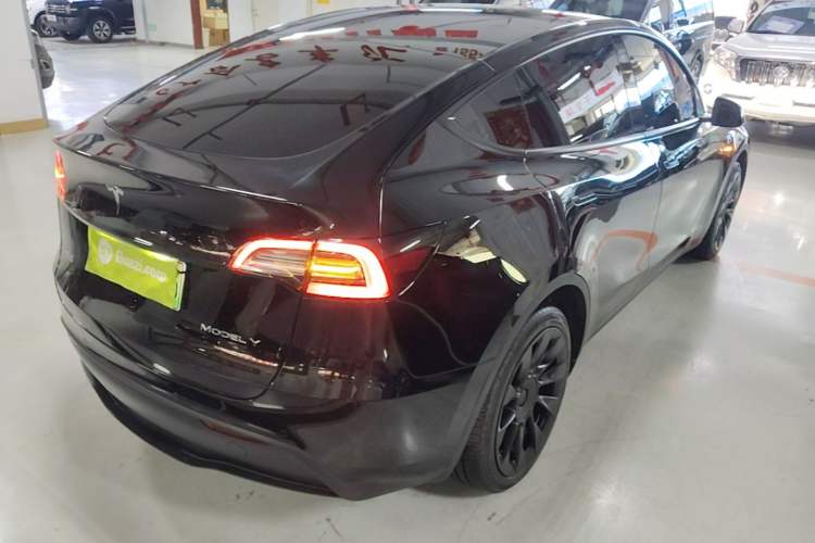 Used Tesla Model Y 2022 Revised Version Long-Range All-Wheel Drive Rear Right 45 Deg