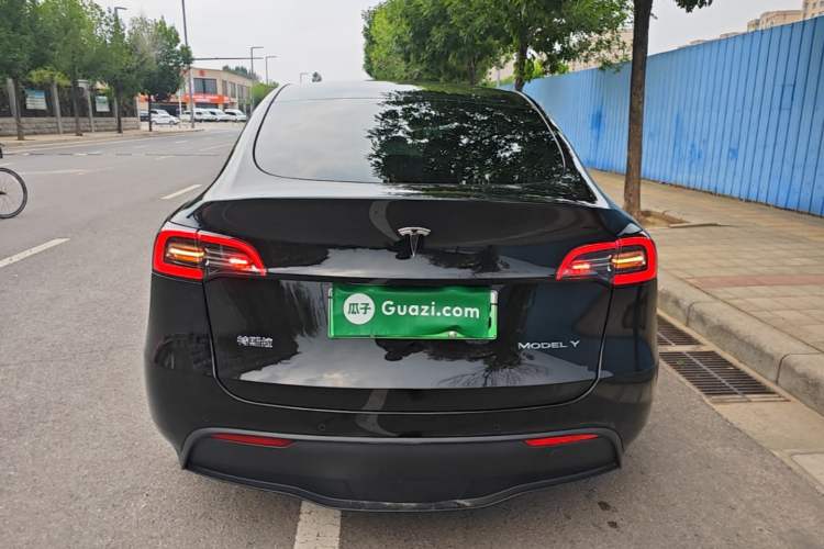 Used Tesla Model Y 2022 Rear-Wheel-Drive Version Rear