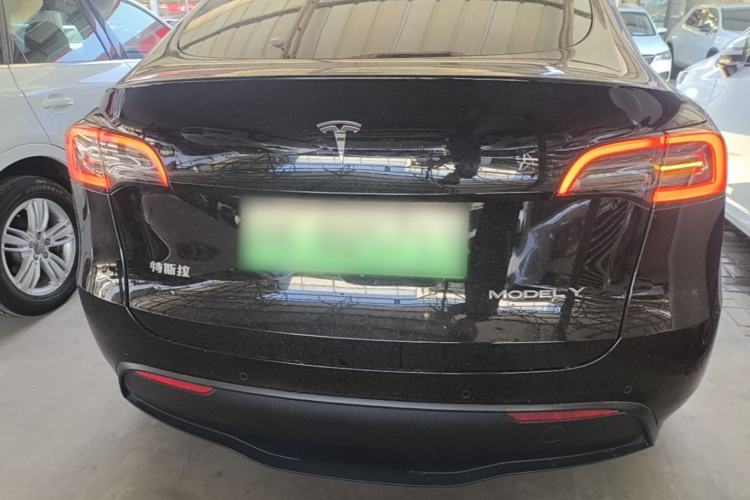 Used Tesla Model Y 2022 Rear-Wheel-Drive Version Rear