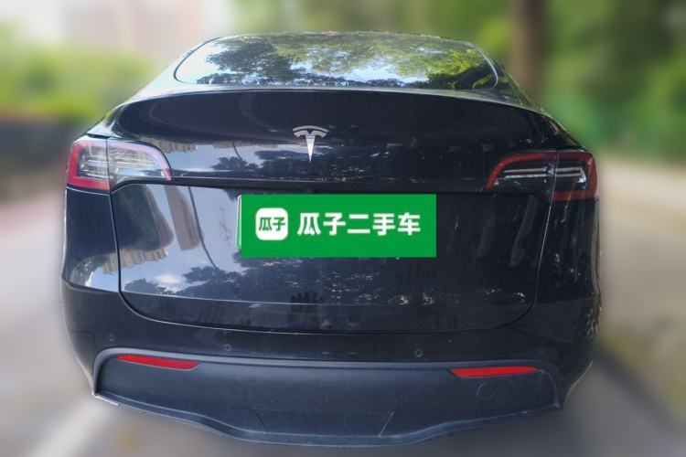 Used Tesla Model Y 2022 Long-Range All-Wheel-Drive Version Rear