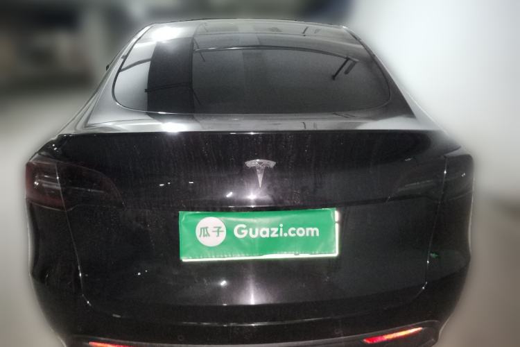 Used Tesla Model Y 2022 Long-Range All-Wheel-Drive Version Rear