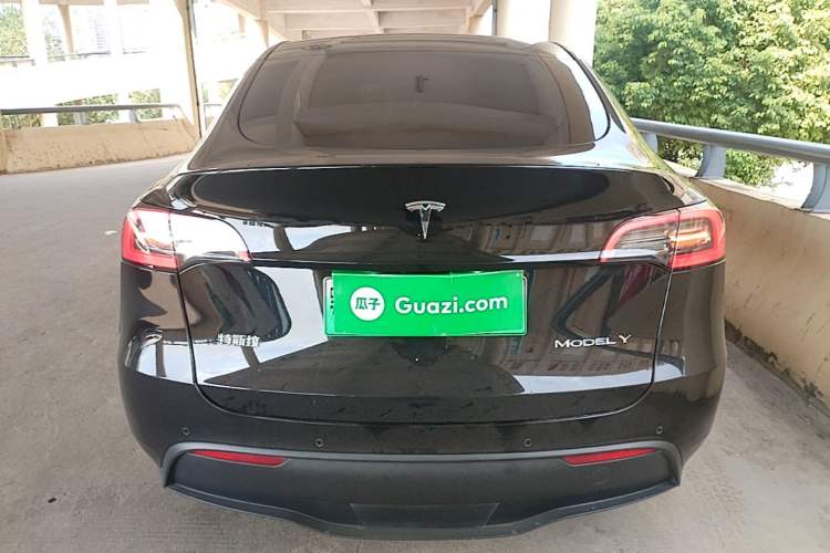 Used Tesla Model Y 2022 Rear-Wheel-Drive Version Rear