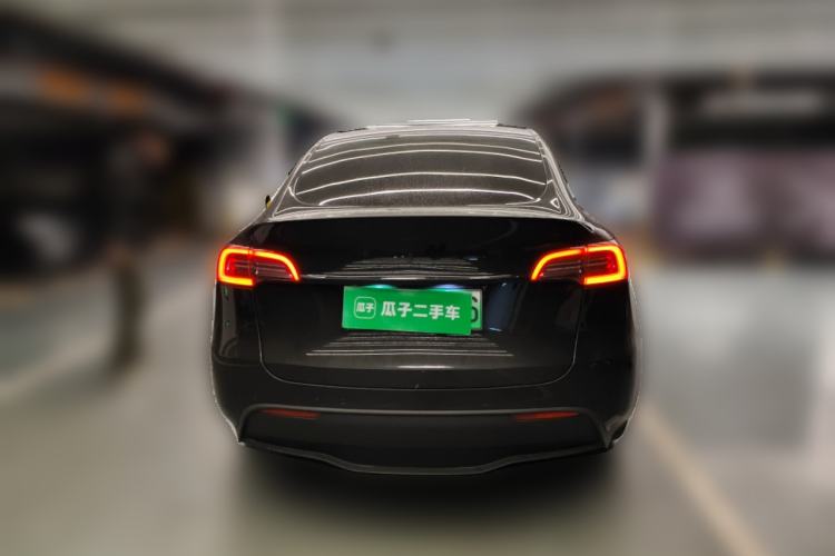 Used Tesla Model Y 2022 Long-Range All-Wheel-Drive Version Rear