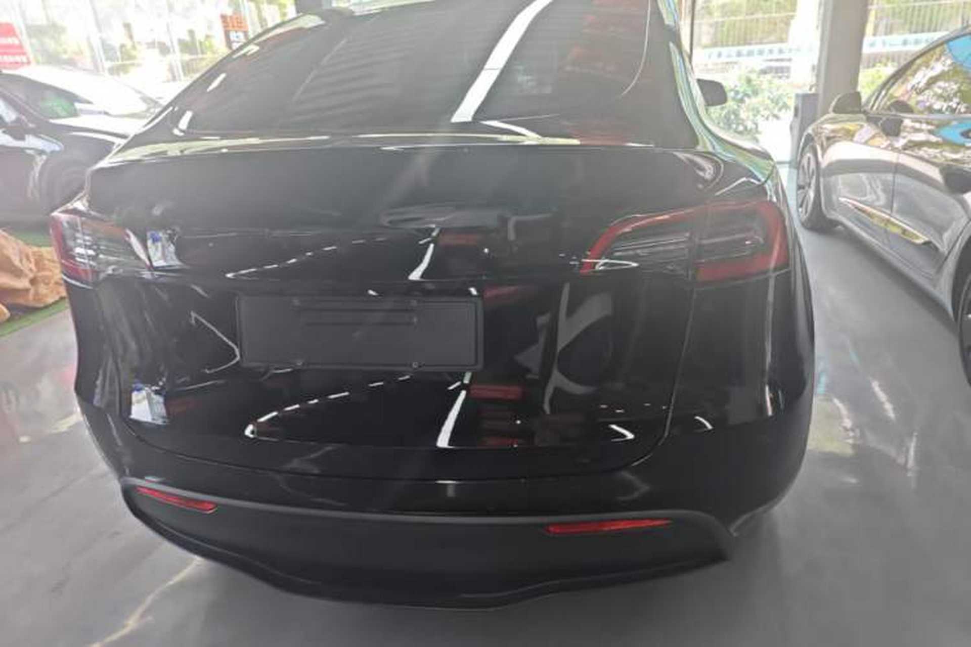 Used Tesla Model Y 2022 Long-Range All-Wheel-Drive Version Rear
