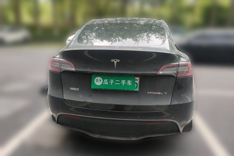 Used Tesla Model Y 2022 Long-Range All-Wheel-Drive Version Rear