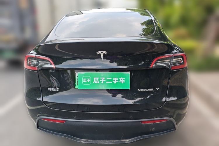 Used Tesla Model Y 2022 Long-Range All-Wheel-Drive Version Rear