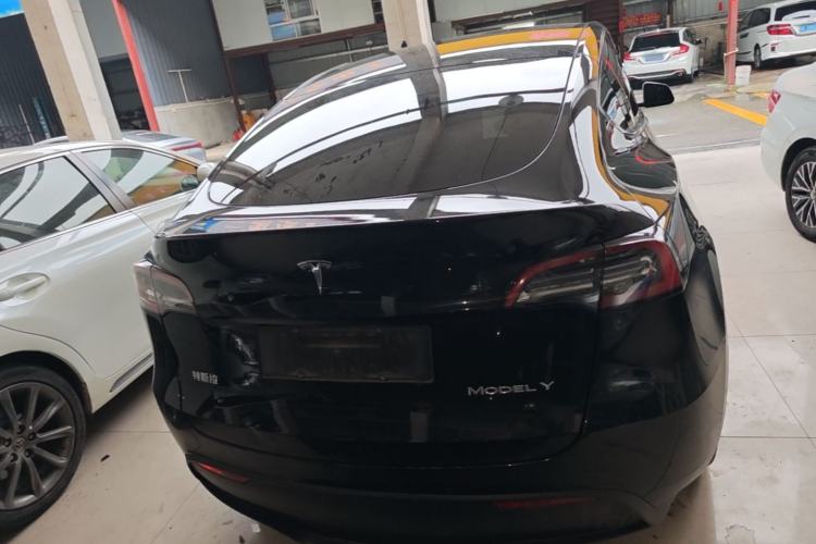 Used Tesla Model Y 2022 Long-Range All-Wheel-Drive Version Rear