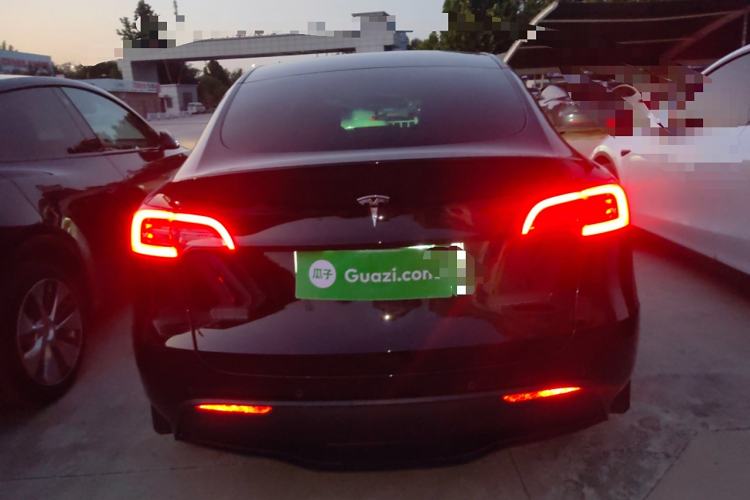 Used Tesla Model Y 2022 Long-Range All-Wheel-Drive Version Rear