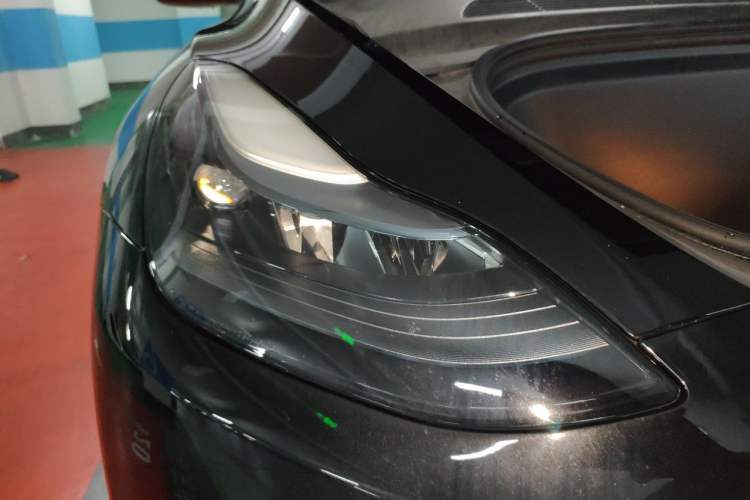 Used Tesla Model Y 2022 Revised Version Rear-Wheel Drive Right Front Headlight