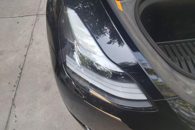 Used Tesla Model Y 2022 Rear-Wheel-Drive Version Right Front Headlight