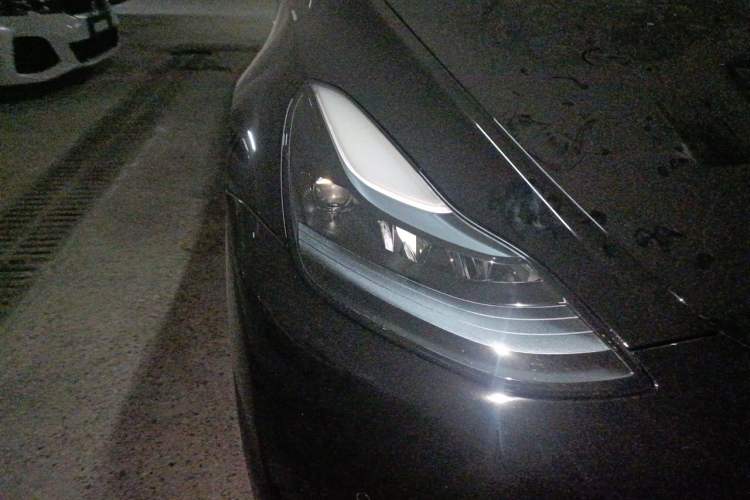 Used Tesla Model Y 2022 Rear-Wheel-Drive Version Right Front Headlight