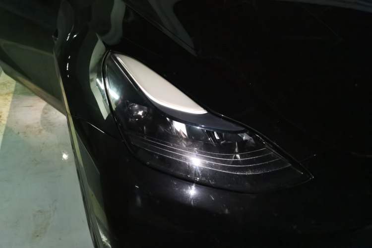 Used Tesla Model Y 2022 Performance High-Performance All-Wheel-Drive Version Right Front Headlight