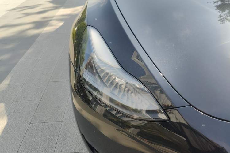 Used Tesla Model Y 2022 Rear-Wheel-Drive Version Right Front Headlight