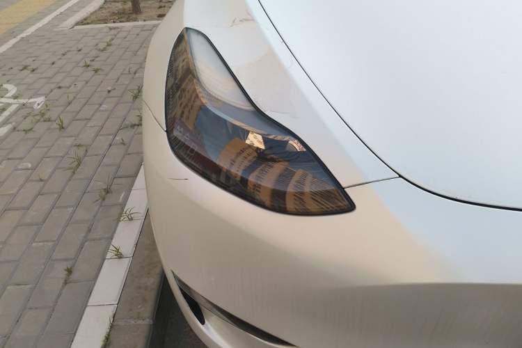 Used Tesla Model Y 2022 Revised Version Long-Range All-Wheel Drive Right Front Headlight